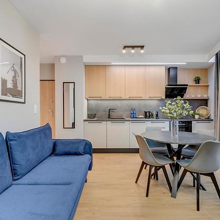 Aura 40 City Center & Free Parking By Downtown Apartments Гданск Екстериор снимка