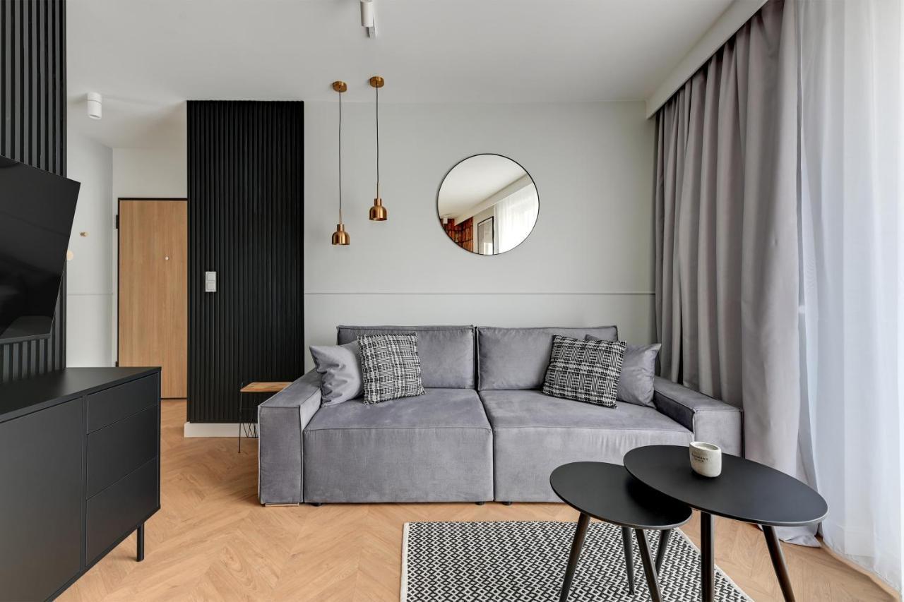 Aura 40 City Center & Free Parking By Downtown Apartments Гданск Екстериор снимка