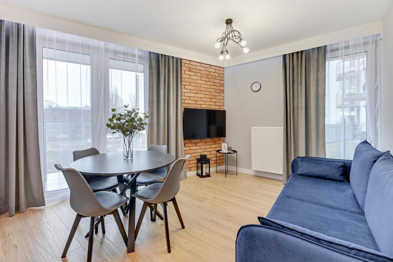 Aura 40 City Center & Free Parking By Downtown Apartments Гданск Екстериор снимка